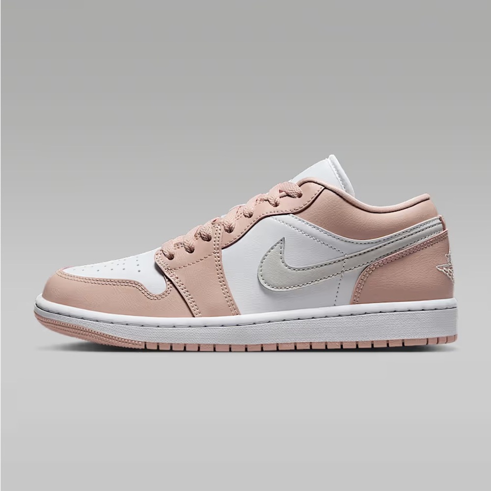 Air Jordan 1 - Low Sneaker Light Pink/White Women’s Size 8.5